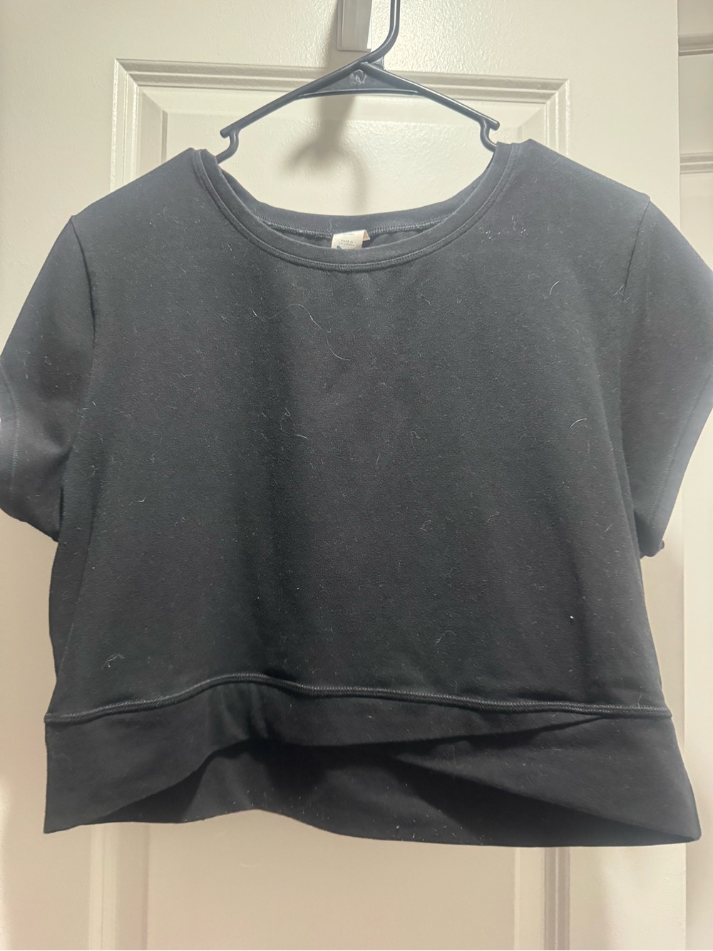 Old Navy Black Cropped Short Sleeve Sweatshirt